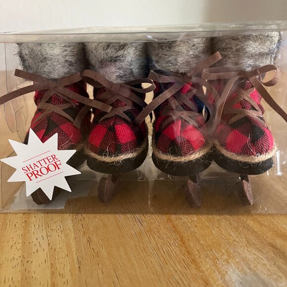Red Black Buffalo Plaid Rustic Holiday, Pair of Skates Ornaments - 2 Pairs w Fur - Picture 1 of 6